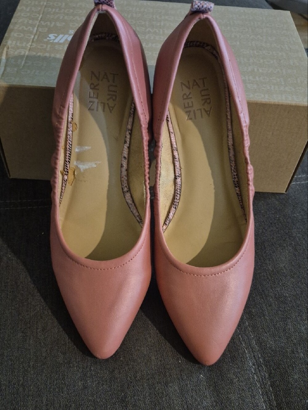 Naturalizer Mauve Leather Pointed-Toe Ballet Flats 9 - Picture 2 of 10